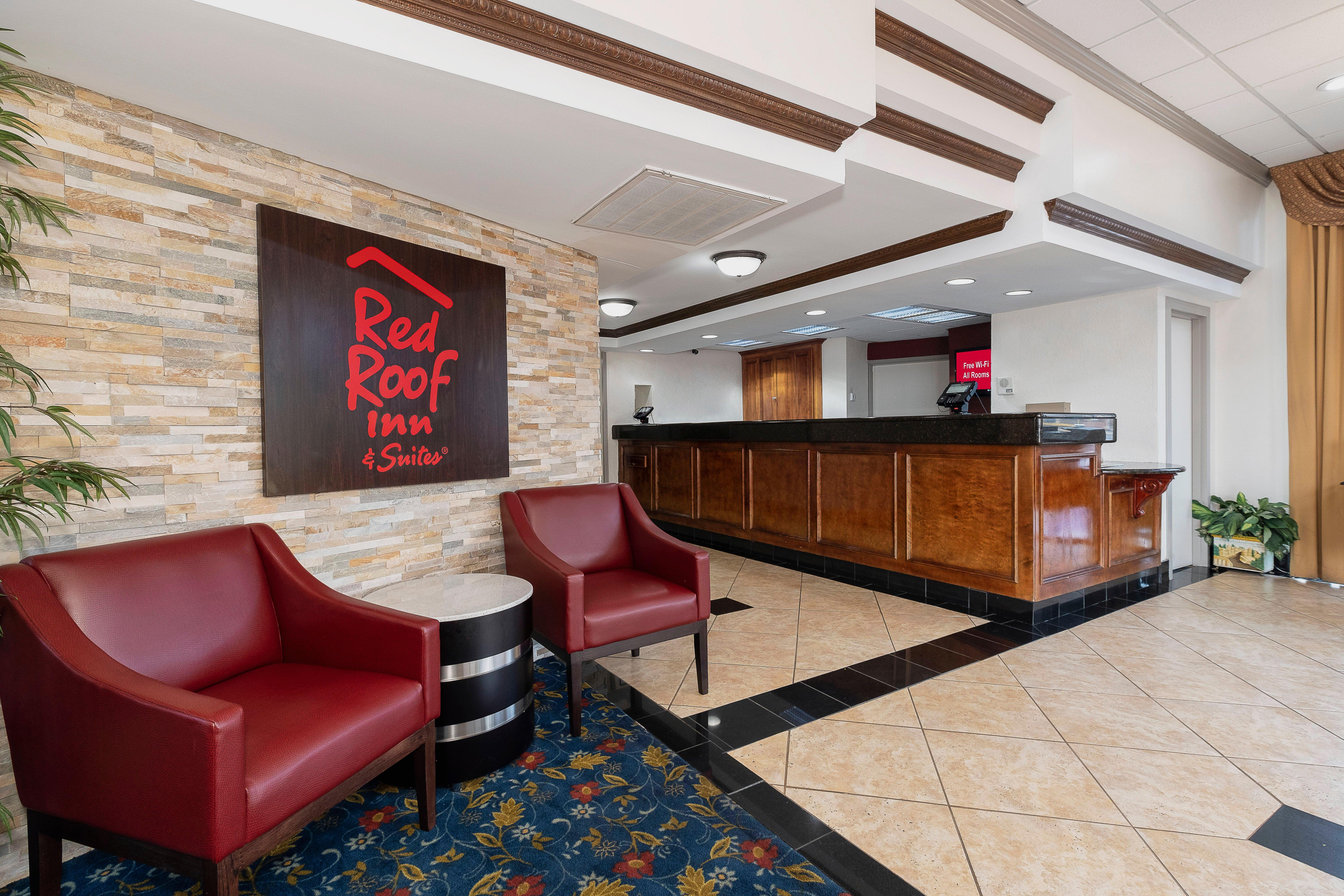 Red Roof Inn & Suites Macon Exterior photo