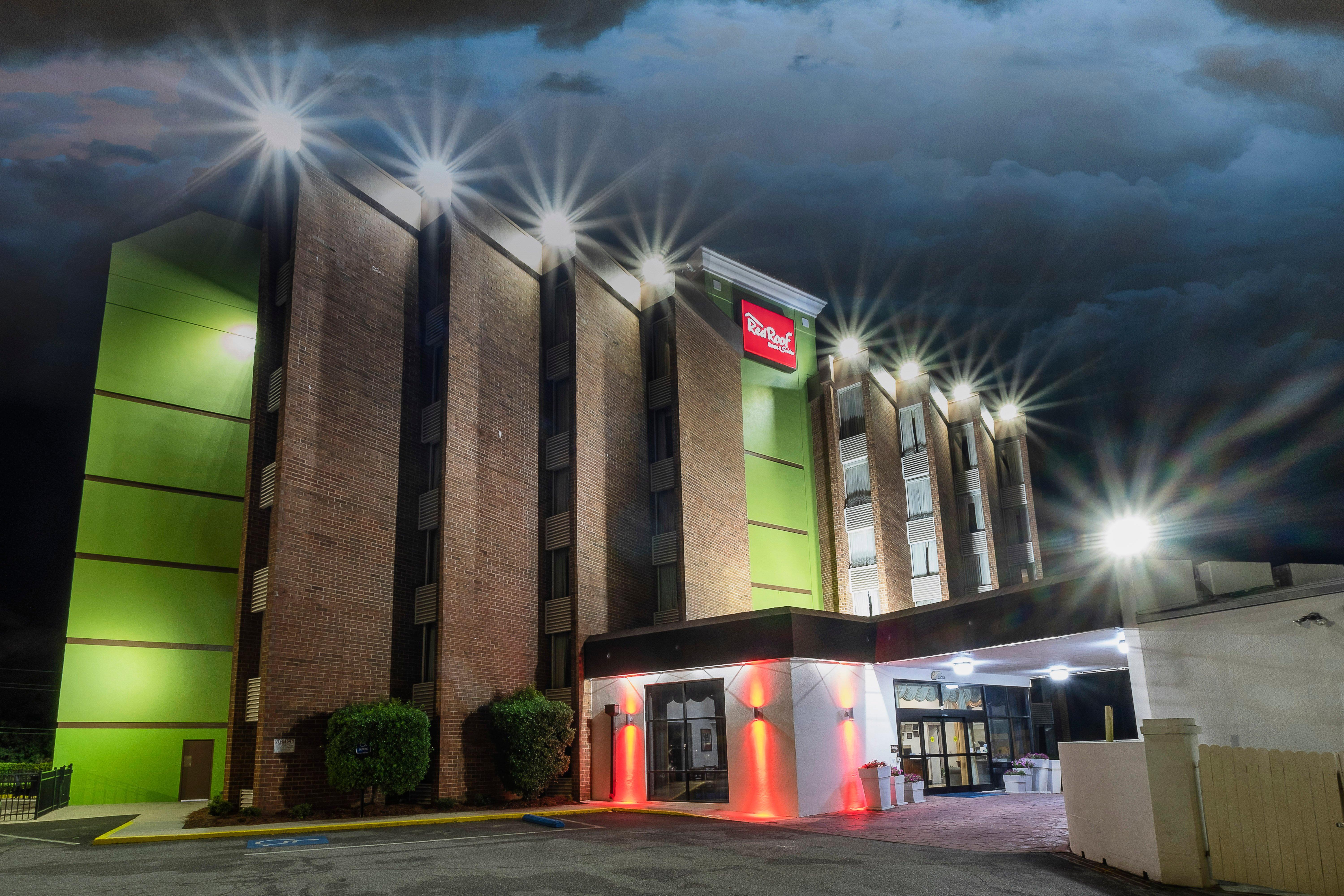 Red Roof Inn & Suites Macon Exterior photo