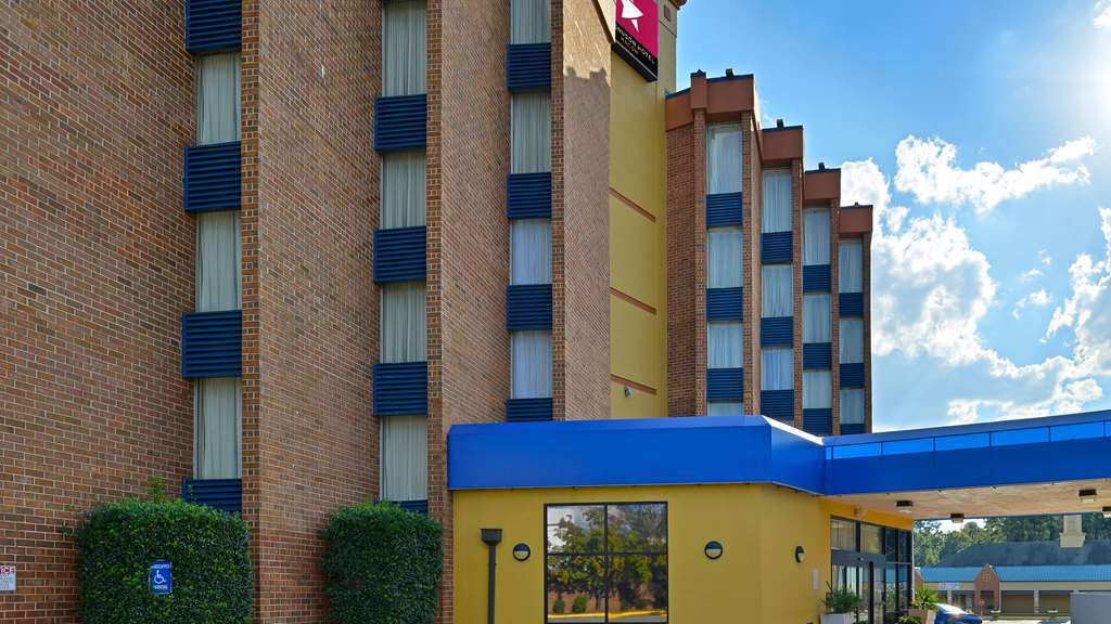 Red Roof Inn & Suites Macon Exterior photo